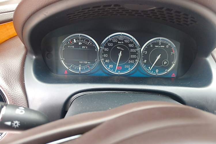 Used Jaguar XJ 2013 XJL 2.0T Elegance Business Edition Odometer Close Up