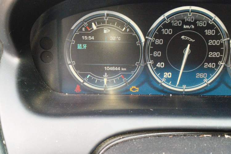 Used Jaguar XJ 2013 XJL 3.0 SC Panoramic Business Edition Odometer Close Up