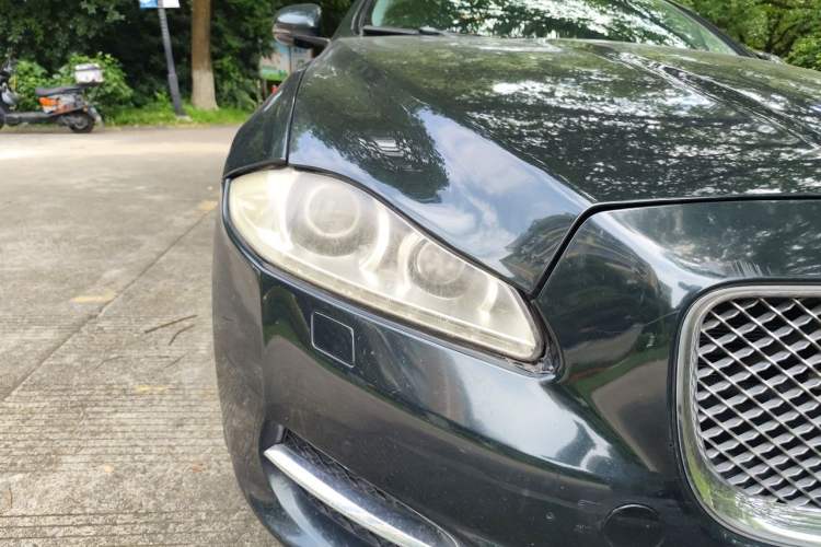 Used Jaguar XJ 2013 XJL 2.0T Elegance Business Edition Right Front Headlight