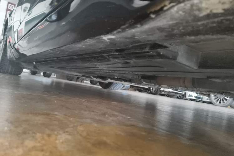 Used Jaguar XJ 2013 XJL 2.0T Elegance Business Edition Chassis Front Right