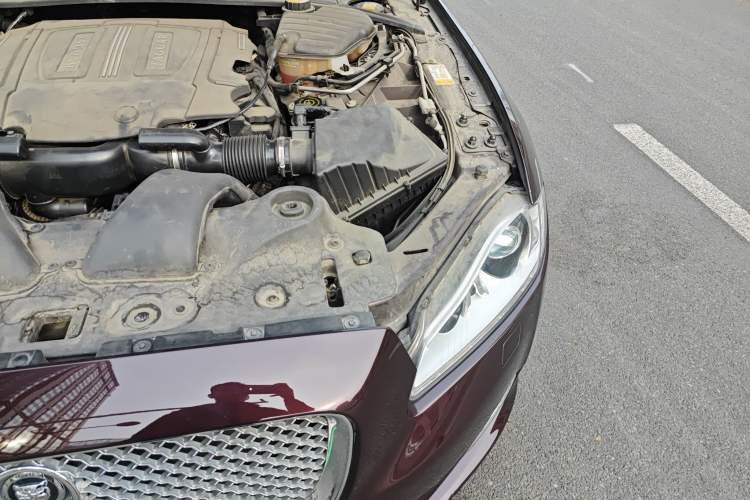 Used Jaguar XJ 2013 XJL 3.0 SC Panoramic Business Edition Engine Bay Left