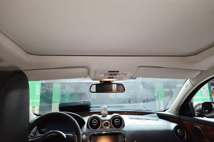 Used Jaguar XJ 2013 XJL 2.0T Elegance Business Edition Headliner
