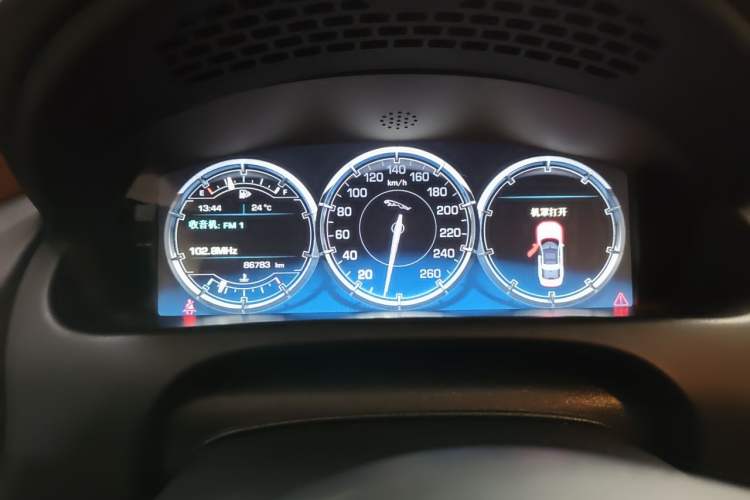 Used Jaguar XJ 2013 XJL 2.0T Elegance Business Edition Instrument Cluster