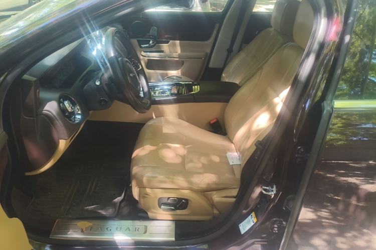Used Jaguar XJ 2013 XJL 3.0 SC Panoramic Business Edition Left Front Seat