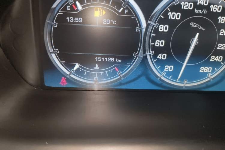 Used Jaguar XJ 2013 XJL 2.0T Elegance Business Edition Odometer Close Up