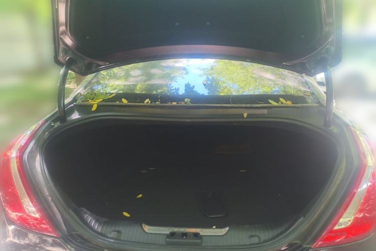 Used Jaguar XJ 2013 XJL 3.0 SC Panoramic Business Edition Trunk
