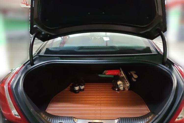 Used Jaguar XJ 2013 XJL 2.0T Elegance Business Edition Trunk