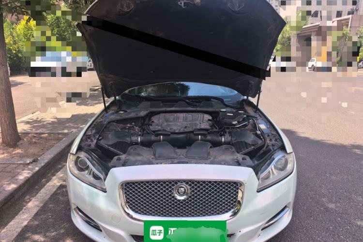 Used Jaguar XJ 2013 XJL 3.0 SC Four-Wheel Drive Flagship Business Edition Engine Bay