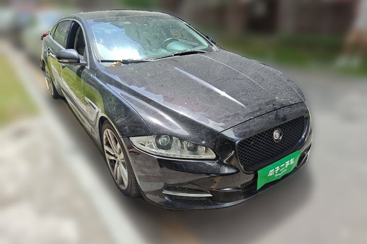 Used Jaguar XJ 2013 XJL 3.0 SC Panoramic Business Edition Front Right 45 Deg