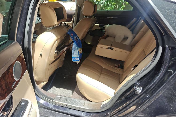 Used Jaguar XJ 2013 XJL 3.0 SC Panoramic Business Edition Left Rear Seat