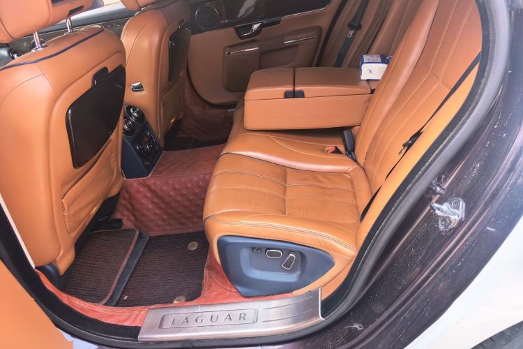 Used Jaguar XJ 2013 XJL 3.0 SC Four-Wheel Drive Flagship Business Edition Left Rear Seat