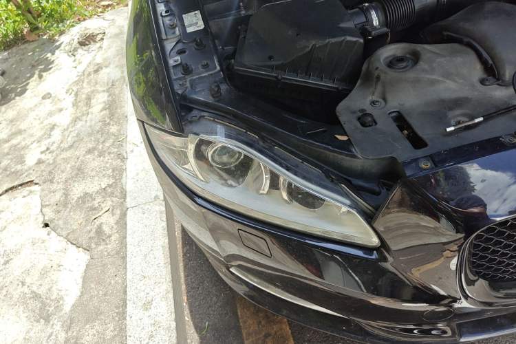 Used Jaguar XJ 2013 XJL 3.0 SC Panoramic Business Edition Right Front Headlight
