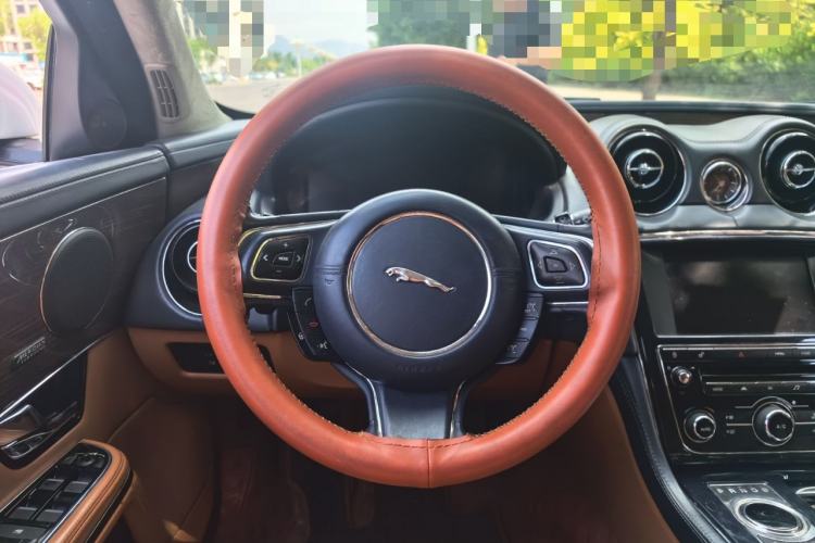 Used Jaguar XJ 2013 XJL 3.0 SC Four-Wheel Drive Flagship Business Edition Steering Wheel