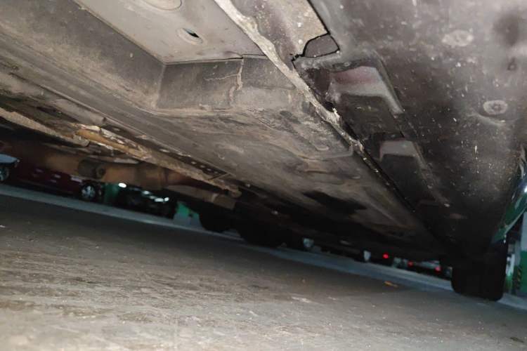 Used Jaguar XJ 2013 XJL 2.0T Elegance Business Edition Chassis Front Left