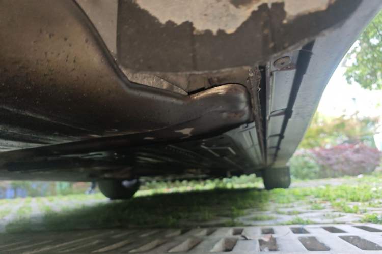 Used Jaguar XJ 2013 XJL 3.0 SC Panoramic Business Edition Chassis Front Right