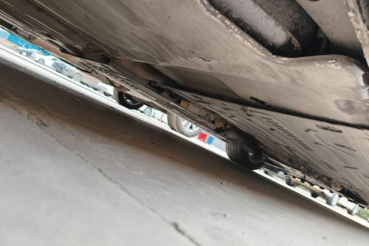 Used Jaguar XJ 2013 XJL 2.0T Panoramic Business Edition Chassis Rear Right