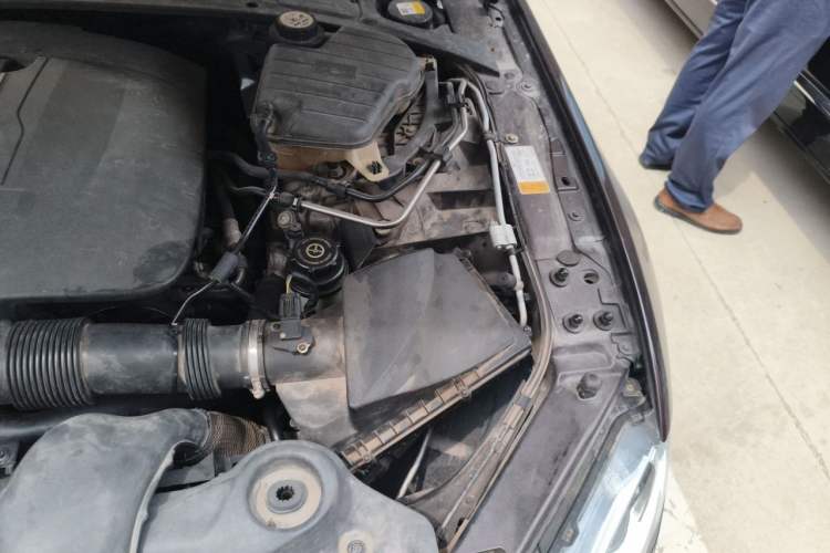 Used Jaguar XJ 2013 XJL 2.0T Panoramic Business Edition Engine Bay Left