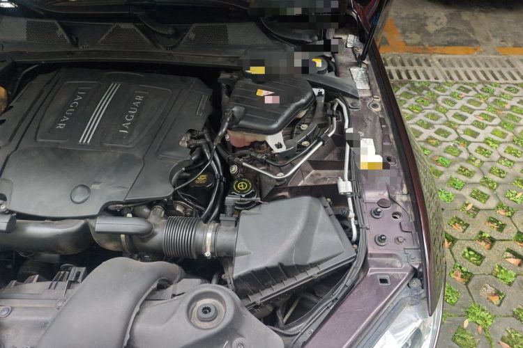 Used Jaguar XJ 2013 XJL 3.0 SC Panoramic Business Edition Engine Bay Left
