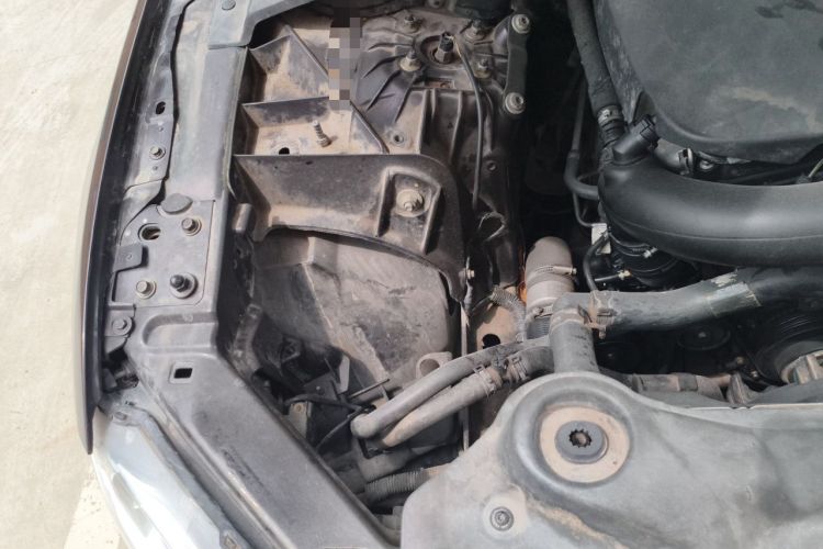 Used Jaguar XJ 2013 XJL 2.0T Panoramic Business Edition Engine Bay Right