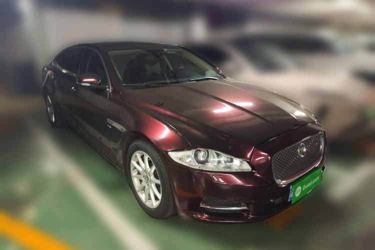 Used Jaguar XJ 2013 XJL 3.0 SC Panoramic Business Edition Front Right 45 Deg