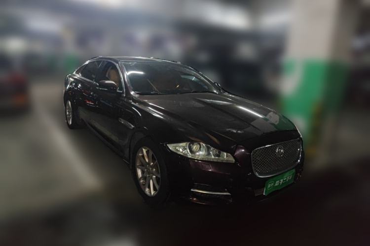 Used Jaguar XJ 2013 XJL 2.0T Elegance Business Edition Front Right 45 Deg