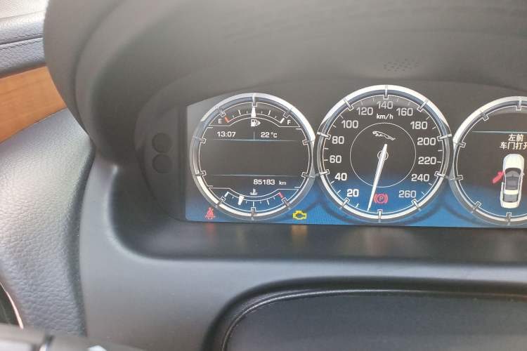 Used Jaguar XJ 2013 XJL 2.0T Elegance Business Edition Odometer Close Up
