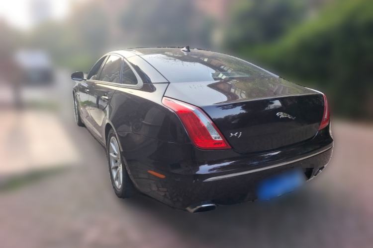 Used Jaguar XJ 2013 XJL 2.0T Elegance Business Edition Rear Left 45 Deg