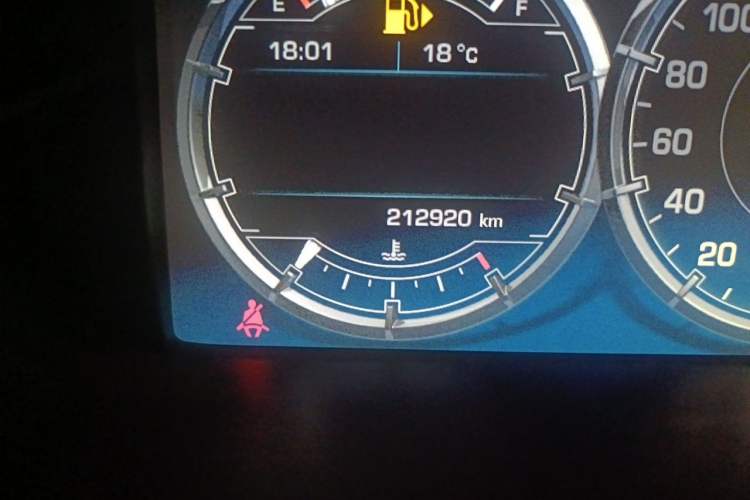 Used Jaguar XJ 2013 XJL 3.0 SC Cambridge Limited Edition Odometer Close Up