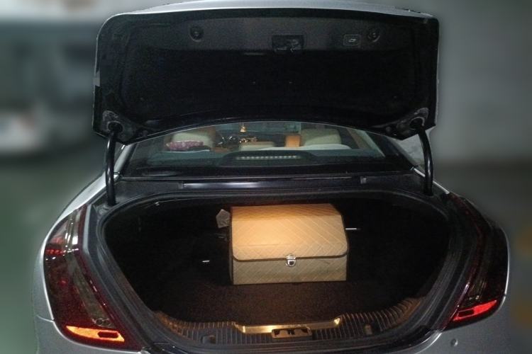 Used Jaguar XJ 2013 XJL 3.0 SC Cambridge Limited Edition Trunk