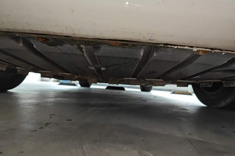 Used Jaguar XJ 2013 XJL 3.0 SC Panoramic Business Edition Chassis Front