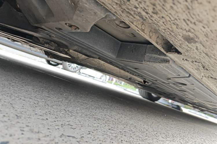 Used Jaguar XJ 2013 XJL 3.0 SC Panoramic Business Edition Chassis Front Left