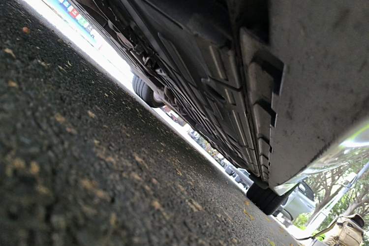 Used Jaguar XJ 2013 XJL 3.0 SC Panoramic Business Edition Chassis Front Left