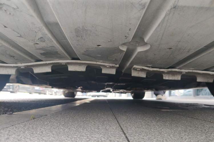Used Jaguar XJ 2013 XJL 2.0T Elegance Business Edition Chassis Front