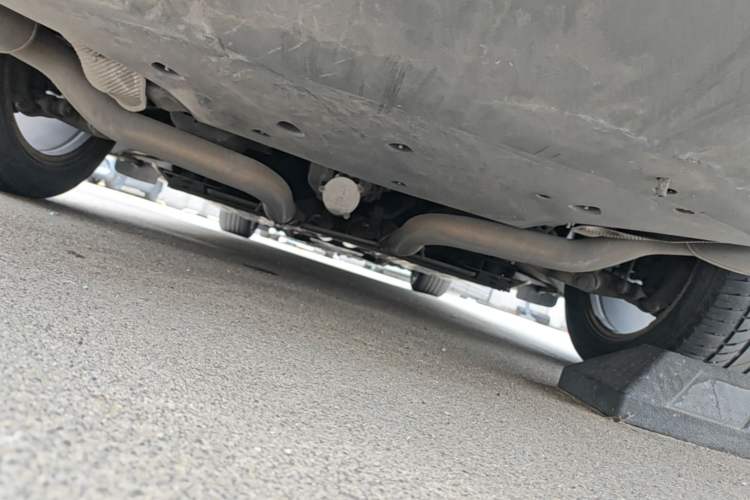 Used Jaguar XJ 2013 XJL 3.0 SC Panoramic Business Edition Chassis Rear