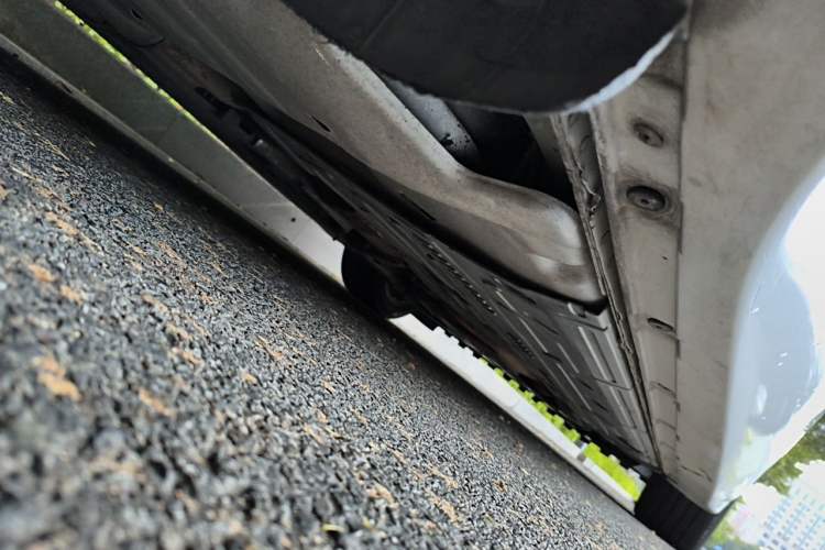 Used Jaguar XJ 2013 XJL 3.0 SC Panoramic Business Edition Chassis Rear Right