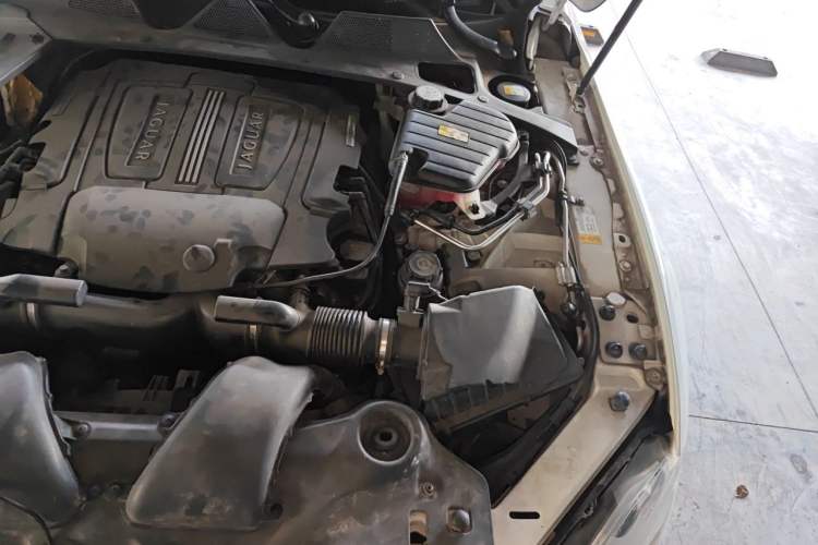 Used Jaguar XJ 2013 XJL 3.0 SC Panoramic Business Edition Engine Bay Left