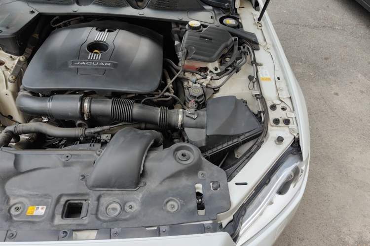 Used Jaguar XJ 2013 XJL 2.0T Elegance Business Edition Engine Bay Left
