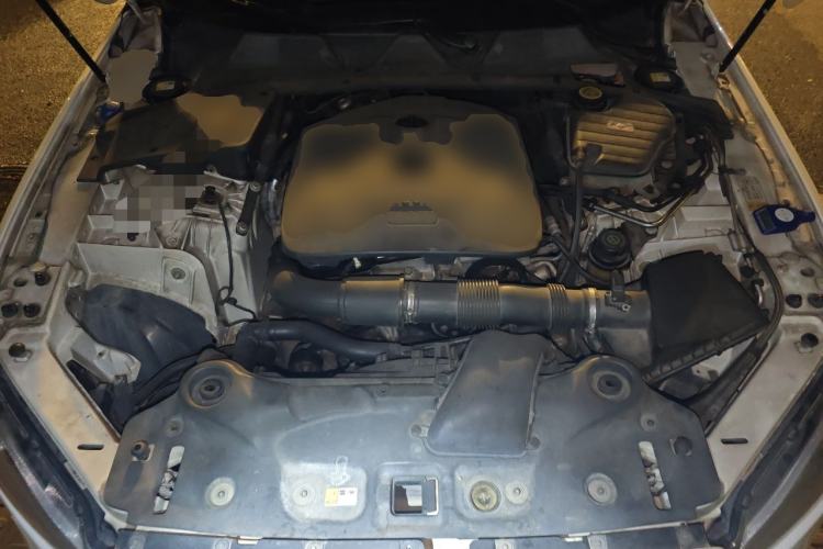 Used Jaguar XJ 2013 XJL 2.0T Elegance Business Edition Engine Bay