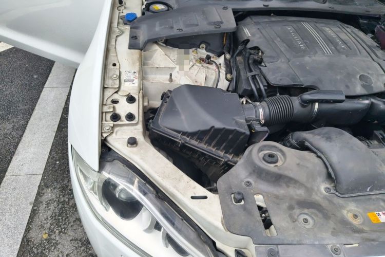 Used Jaguar XJ 2013 XJL 3.0 SC Flagship Business Edition Engine Bay Right