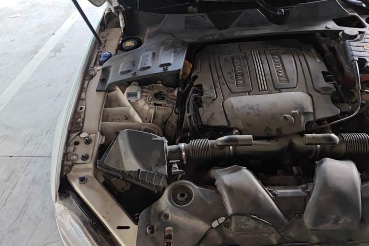 Used Jaguar XJ 2013 XJL 3.0 SC Panoramic Business Edition Engine Bay Right