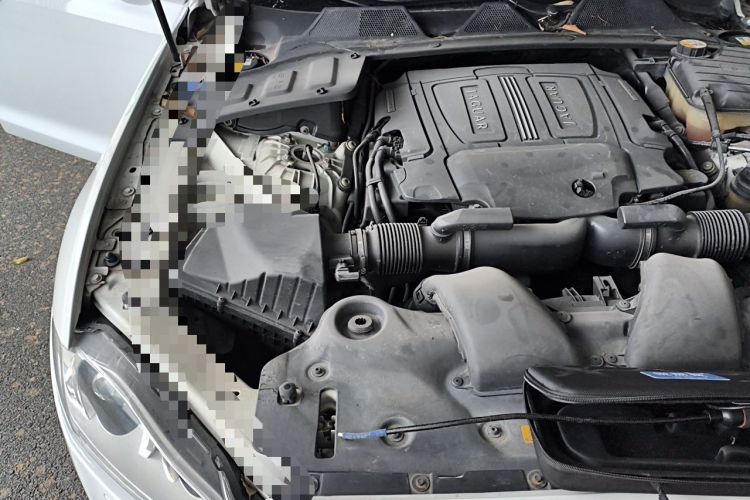 Used Jaguar XJ 2013 XJL 3.0 SC Panoramic Business Edition Engine Bay Right