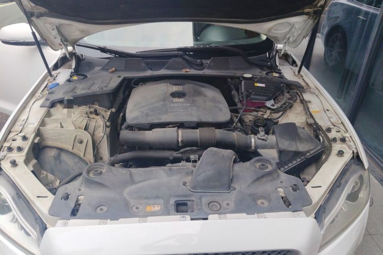Used Jaguar XJ 2013 XJL 2.0T Elegance Business Edition Engine Bay