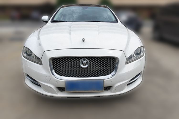 Used Jaguar XJ 2013 XJL 3.0 SC Panoramic Business Edition Front