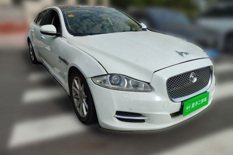 Used Jaguar XJ 2013 XJL 3.0 SC Panoramic Business Edition Front Right 45 Deg