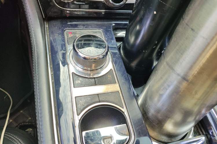 Used Jaguar XJ 2013 XJL 3.0 SC Panoramic Business Edition Gear Lever