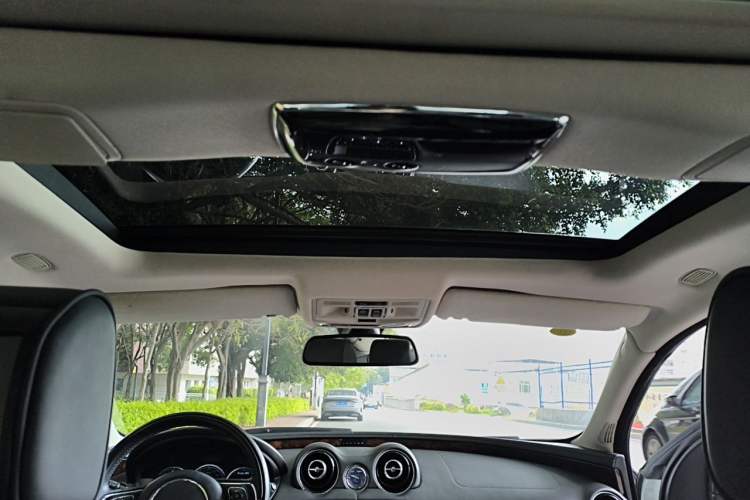 Used Jaguar XJ 2013 XJL 3.0 SC Panoramic Business Edition Headliner