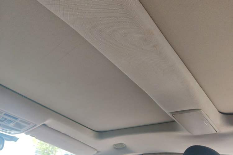 Used Jaguar XJ 2013 XJL 2.0T Elegance Business Edition Headliner