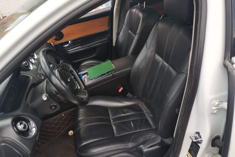 Used Jaguar XJ 2013 XJL 2.0T Elegance Business Edition Left Front Seat