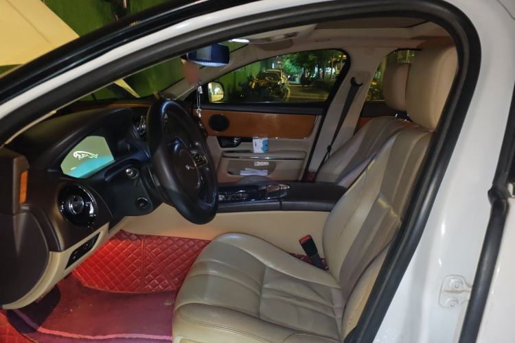 Used Jaguar XJ 2013 XJL 2.0T Elegance Business Edition Left Front Seat