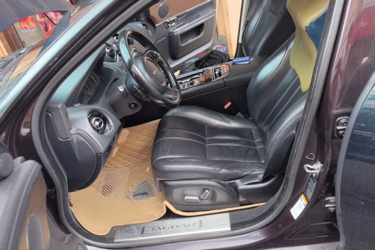 Used Jaguar XJ 2013 XJL 2.0T Elegance Business Edition Left Front Seat